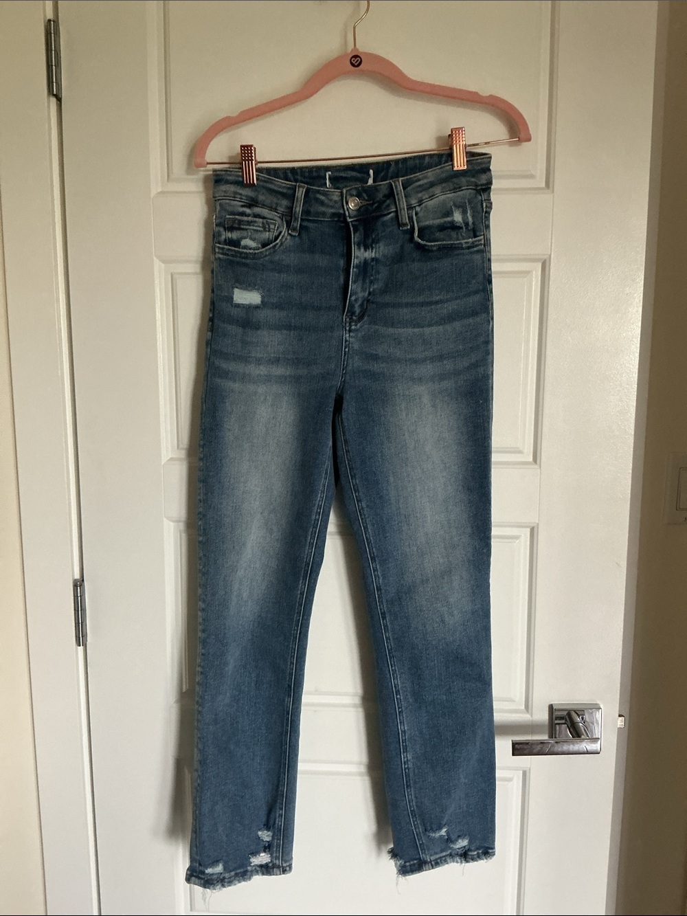 High-Rise Cropped Distressed Jeans - Light Blue Wash